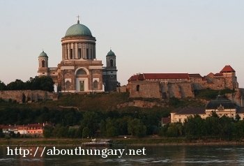 100 Curiosites Hongrie Esztergom